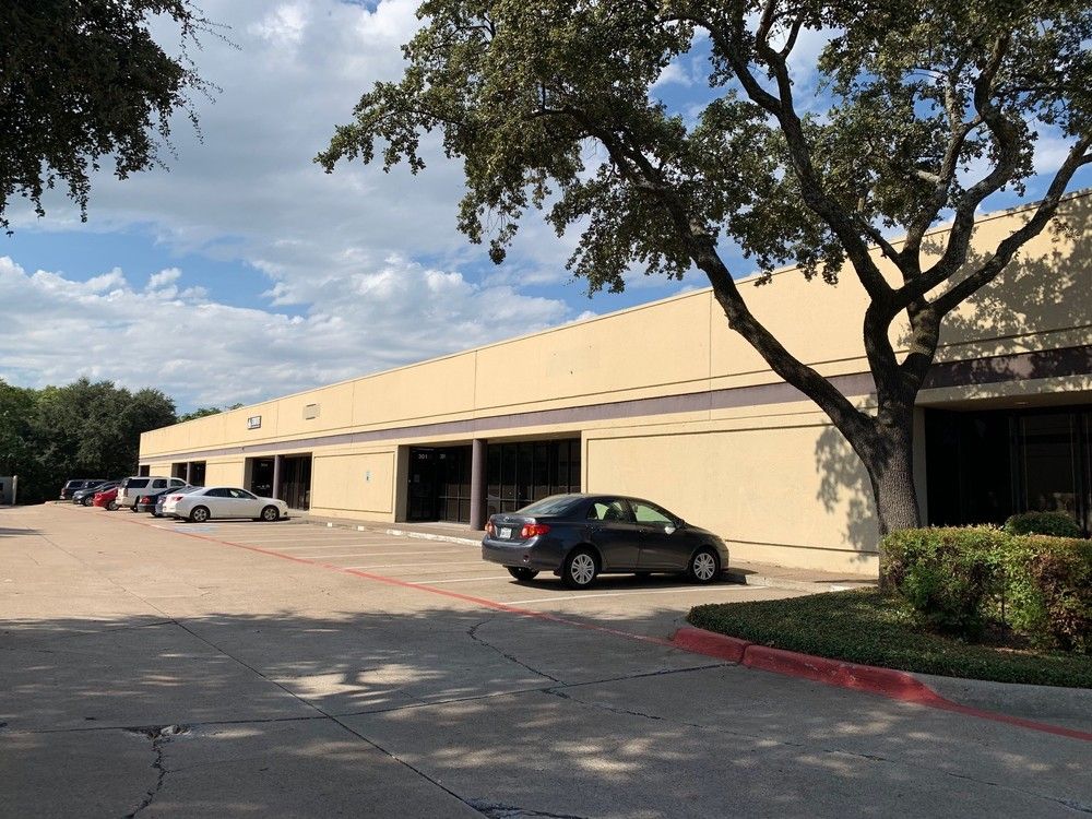 Greenville Business Center: 888 S Greenville Ave, Richardson, TX 75081